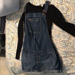 Maternity overalls with bodysuit